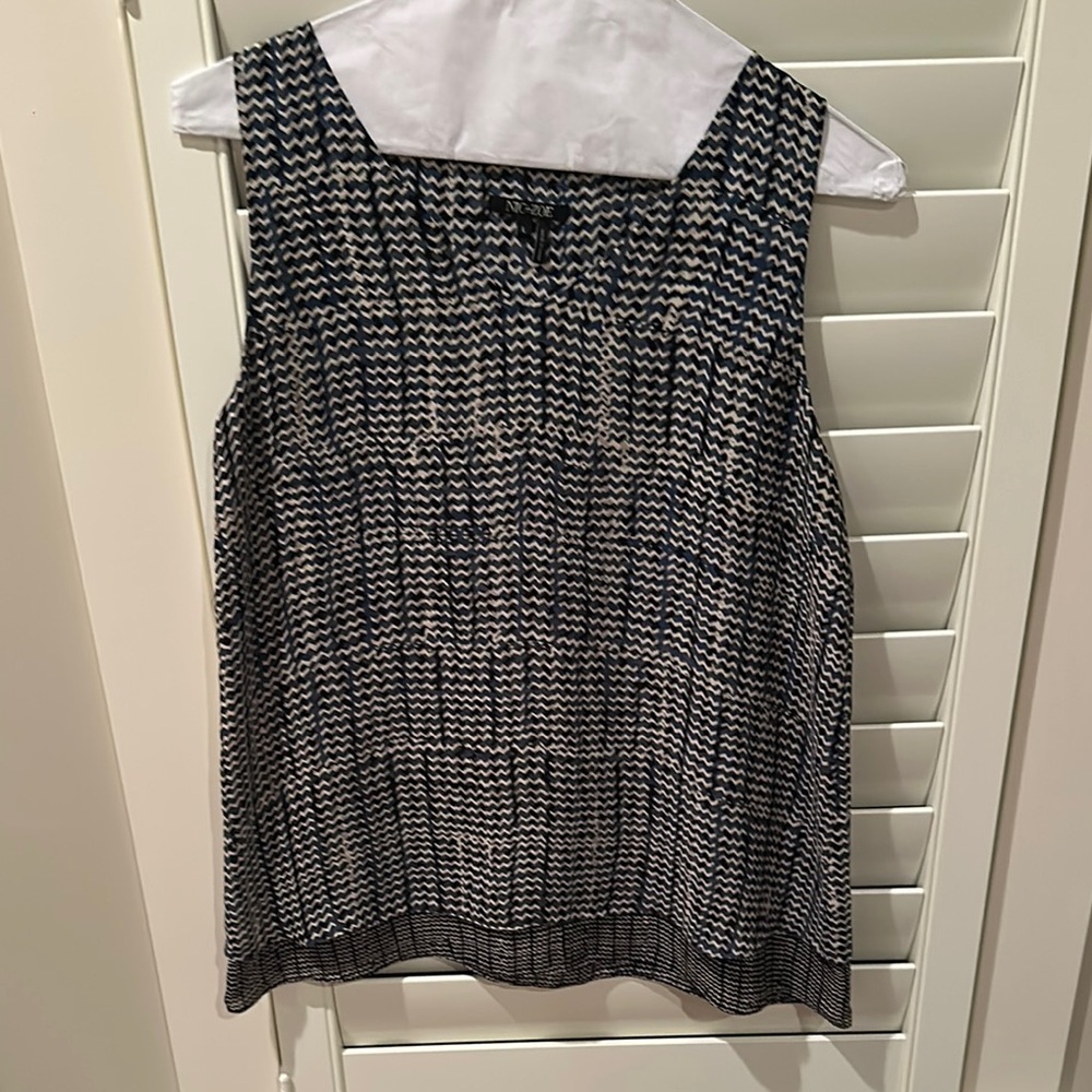 Nic + Zoe Stylish Black, Blue and Cream Women's Silk Top sz Large, Like New